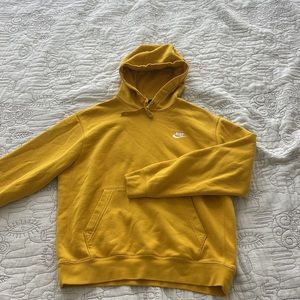 Nike Gold/Yellow Comfy Hoodie (slightly oversize)